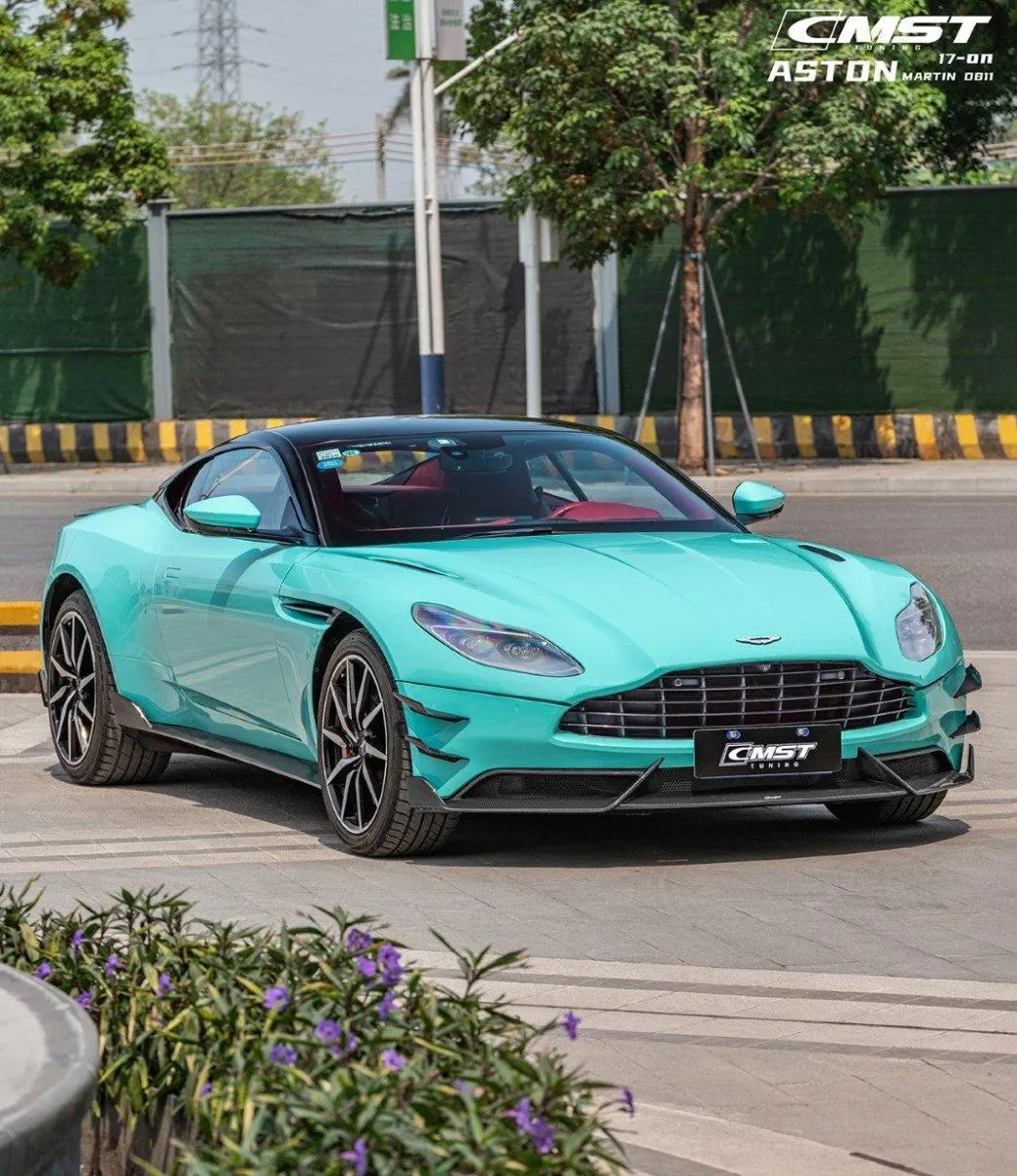 CMST Tuning Side Skirts for Aston Martin DB11 Pre-preg Carbon Fiber