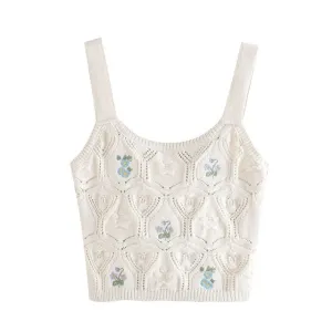 FLORAL EMBROIDERY CROPPED TOP