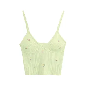 FLORAL EMBROIDERY TOP