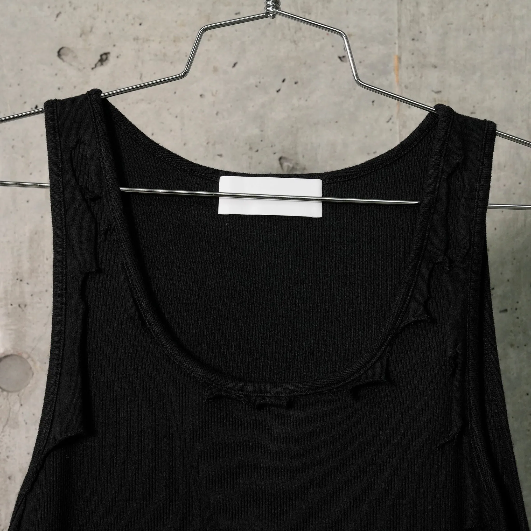 LAYERED TANK TOP / BLACK