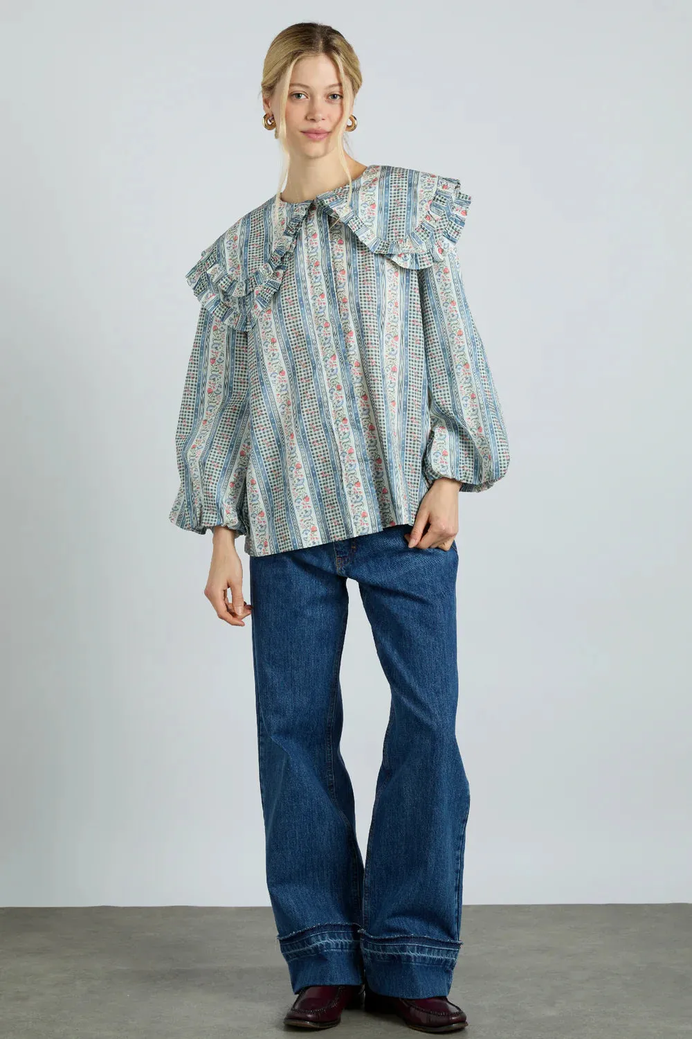 Lois Blouse Wallpaper Floral