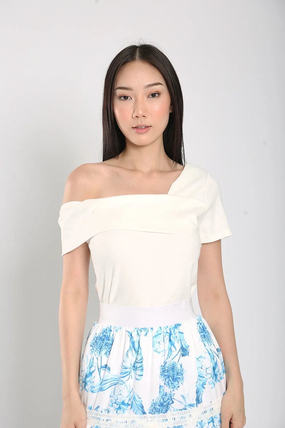Morie Top in White