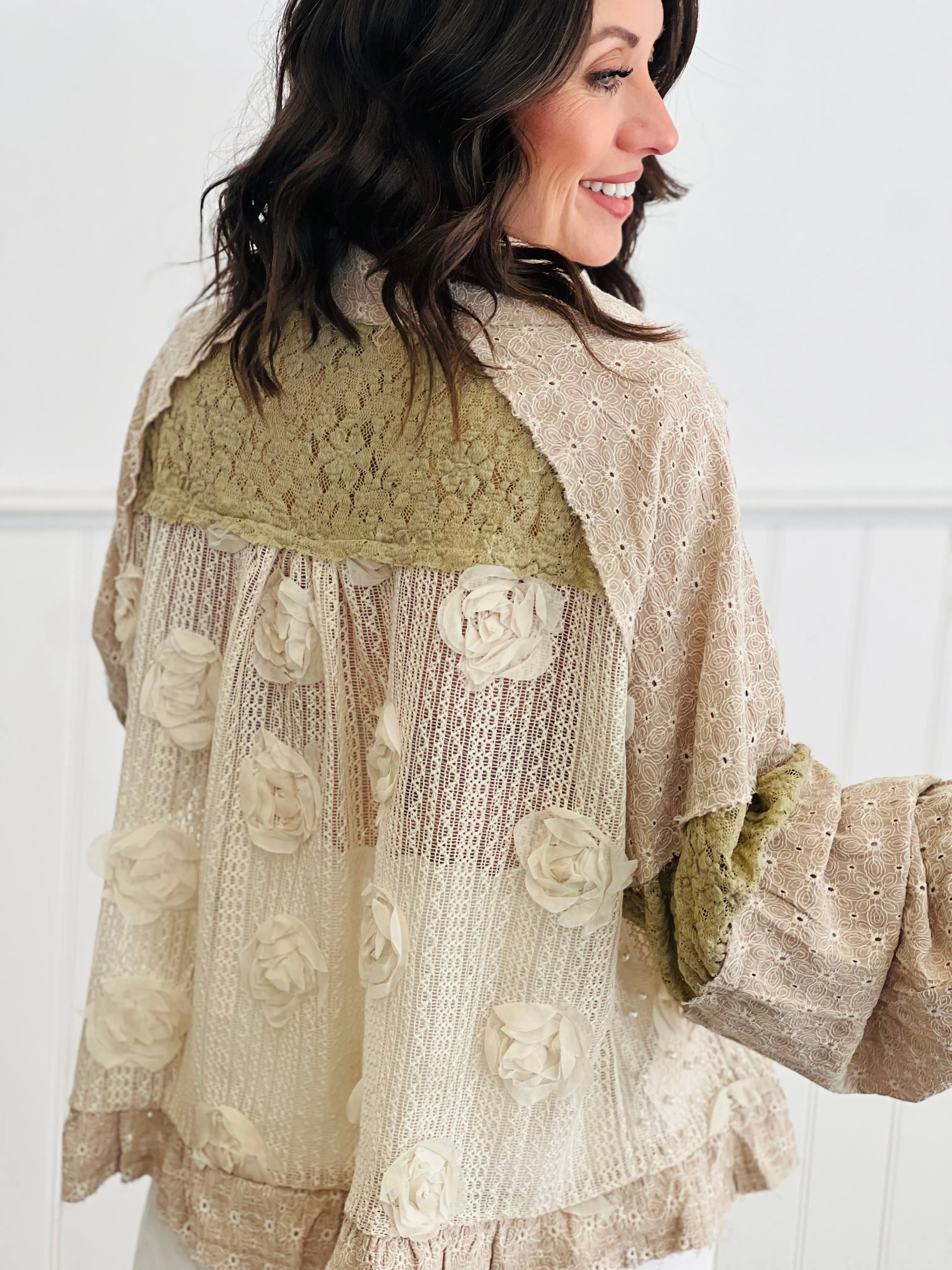POL Taupe Flowers & Pearls Shirt (Reg.)