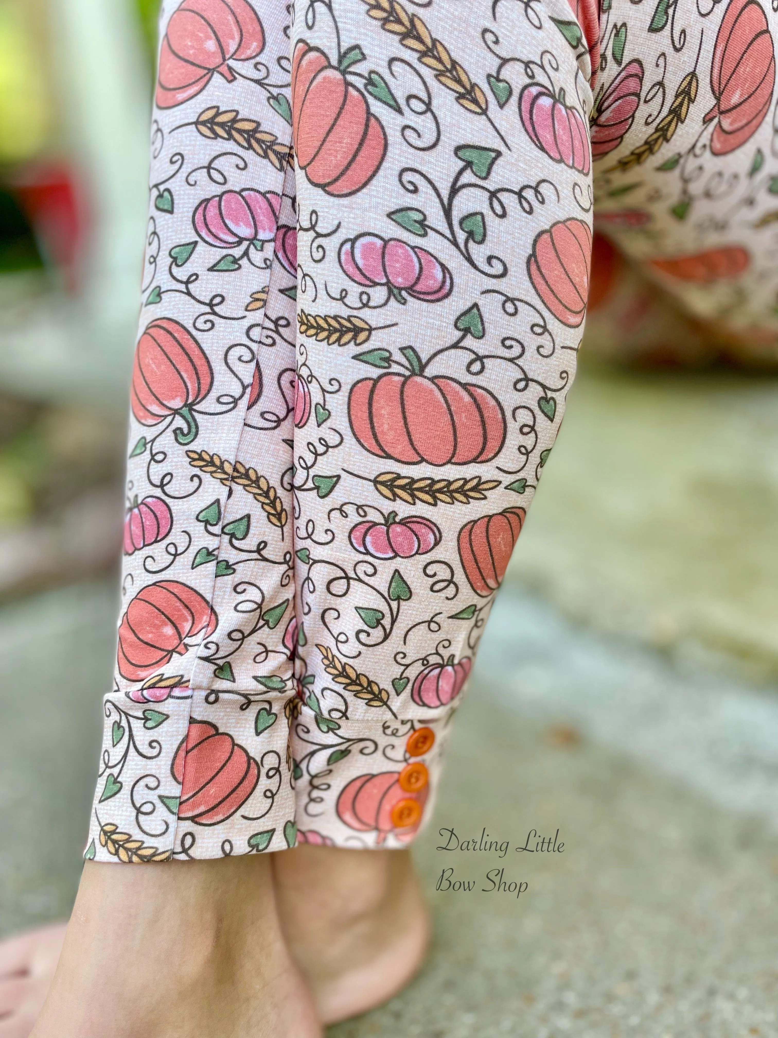Pumpkin Vines Button Leggings