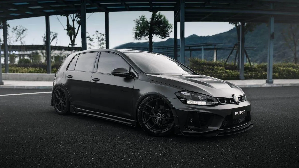Robot Craftsman Side Skirts and Extensions for Volkswagen Golf R GTI MK7/7.5 Carbon Fiber/FRP
