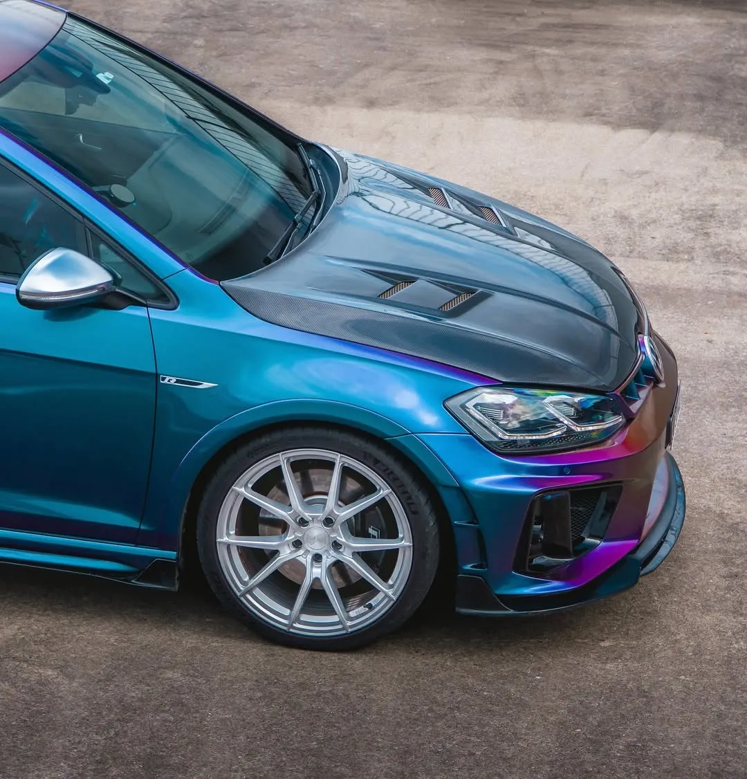Robot Craftsman Side Skirts and Extensions for Volkswagen Golf R GTI MK7/7.5 Carbon Fiber/FRP
