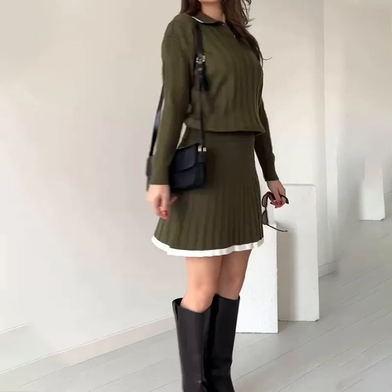 Two-piece knitted jumper and short skirt for women