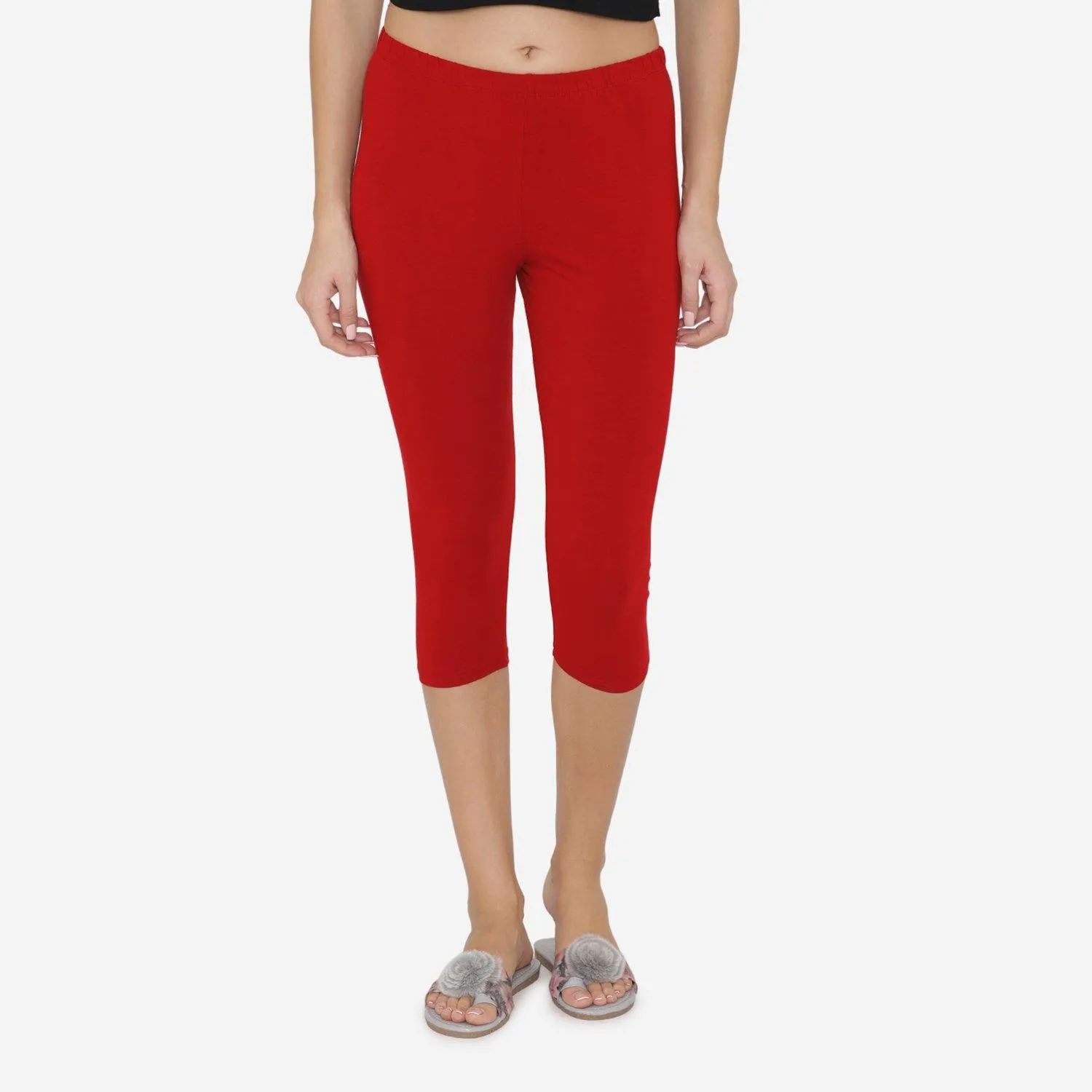 Women's Comfy Classy Capri Leggings - Red